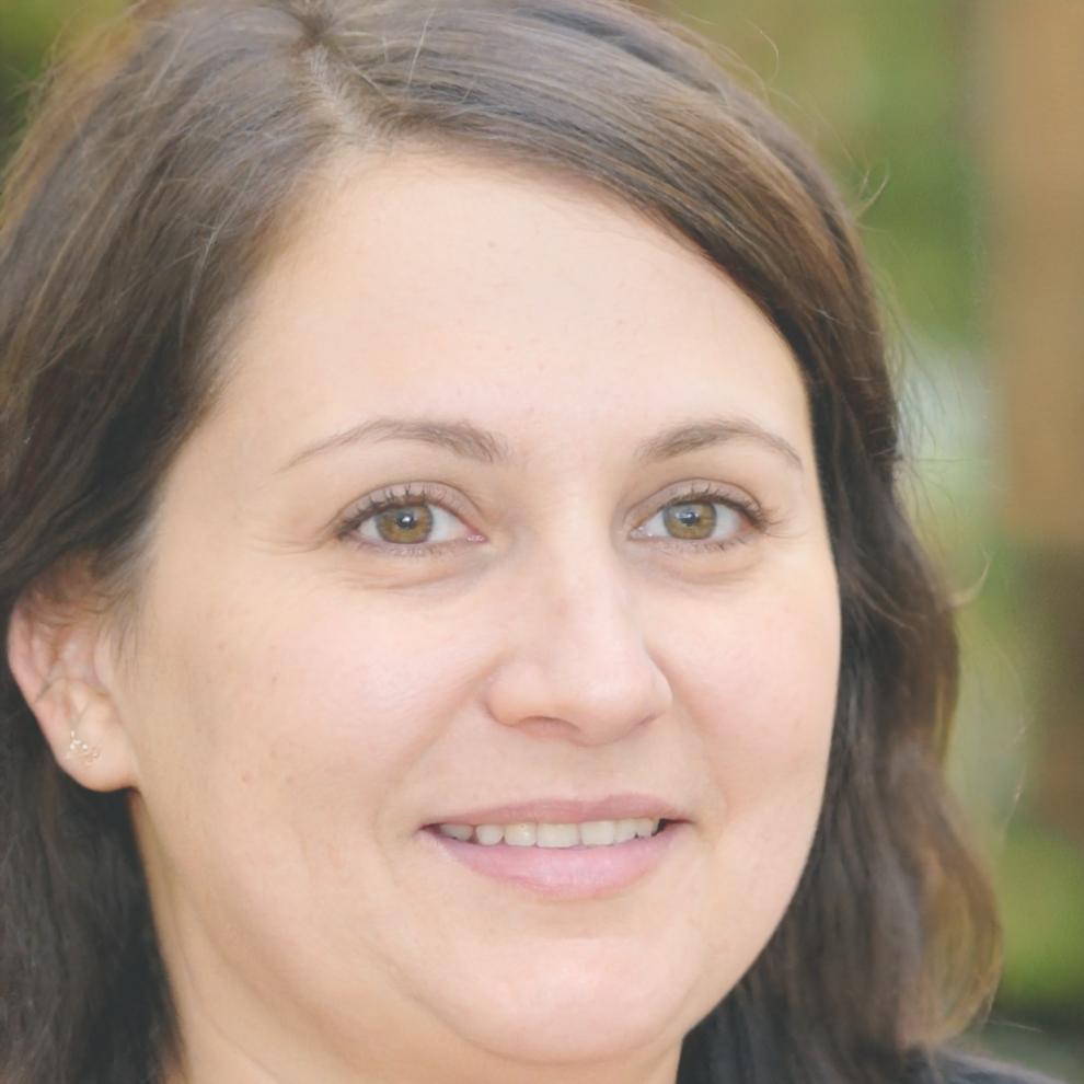 Portrait of Vera Linton, Lead Curriculum Designer